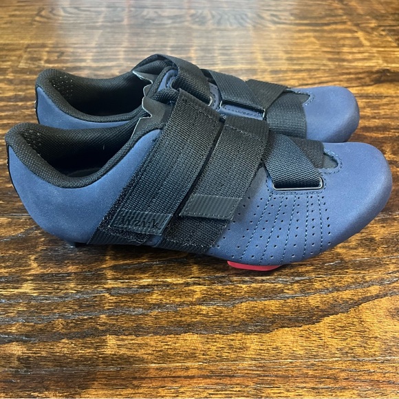 Fizik Tempo R5 Powerstrap Cycling Shoe Navy/ Black with attached cleats - Picture 5 of 10